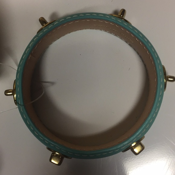 Coach leather bracelet with grommets. Rare NWT - Picture 2 of 5